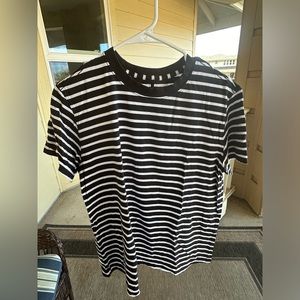 lululemon All Yours Cotton T-Shirt, Black and White, size 8